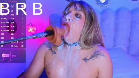 Snapshot of vicky_hot_x chatting on 14, 10, 2025 online show from 14, 10, 2025