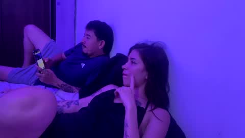 Snapshot of vicky_tomy69 chatting on 11, 11, 2025 Samy y tomy online show from 11, 11, 2025