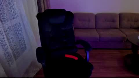 Snapshot of vickydragons chatting on 18, 1, 2026 nastya Help me reach 100 likes online show from 18, 1, 2026