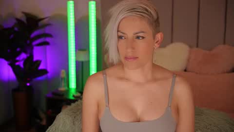 Snapshot of vickysecret96 chatting on 20, 3, 2026 vickysecret96 online show from 20, 3, 2026