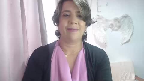 Hi guys   Im victoria  Be the one who can control me in PVT online show from 10, 9, 2025