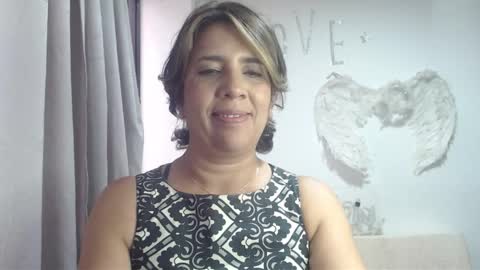 Hi guys   Im victoria  Be the one who can control me in PVT online show from 19, 9, 2025