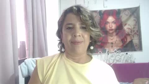 Hi guys   Im victoria  Be the one who can control me in PVT online show from 1, 12, 2025