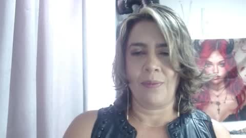 Hi guys   Im victoria  Be the one who can control me in PVT online show from 18, 1, 2026