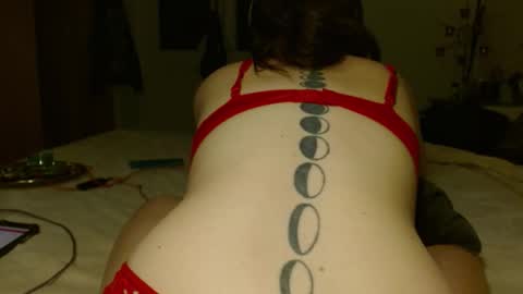 Snapshot of victoria97 chatting on 11, 10, 2025 Victoria97 online show from 11, 10, 2025