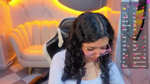 victoria_castillo_b online show from 25, 2, 2026