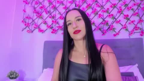 Snapshot of victoria_cooper3 chatting on 18, 1, 2025 valentina online show from 18, 1, 2025