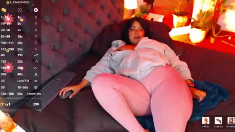 Snapshot of victoria_monteroo chatting on 14, 5, 2026 Call me Vic online show from 14, 5, 2026