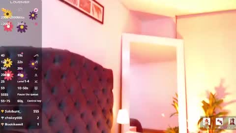 Snapshot of victoria_monteroo chatting on 20, 6, 2026 Call me Vic online show from 20, 6, 2026