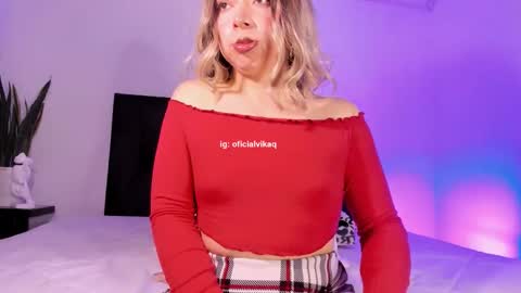 Snapshot of victoria_qq chatting on 25, 2, 2026 D A N I online show from 25, 2, 2026