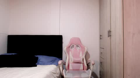 Snapshot of victoria_smile_ chatting on 27, 1, 2025 Victoria online show from 27, 1, 2025