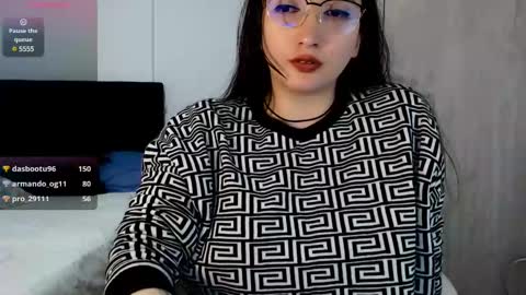 Snapshot of victoria_smile_ chatting on 9, 3, 2025 Victoria online show from 9, 3, 2025