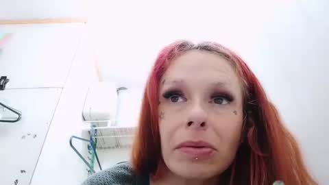 victoria vuitton online show from 29, 11, 2025