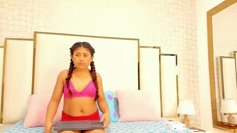 Victoria Sofia online show from 10, 2, 2025