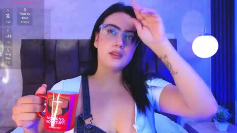 Victoria Andrade online show from 28, 3, 2026