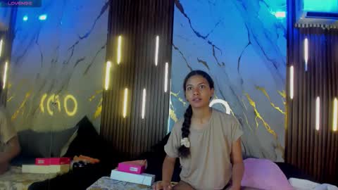 Snapshot of victoriaduarte chatting on 10, 11, 2025 Victoria online show from 10, 11, 2025