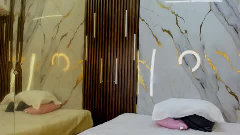 Snapshot of victoriaduarte chatting on 23, 11, 2025 Victoria online show from 23, 11, 2025