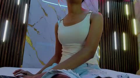 Snapshot of victoriaduarte chatting on 17, 12, 2025 Victoria online show from 17, 12, 2025