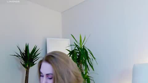 Miss V online show from 14, 3, 2026