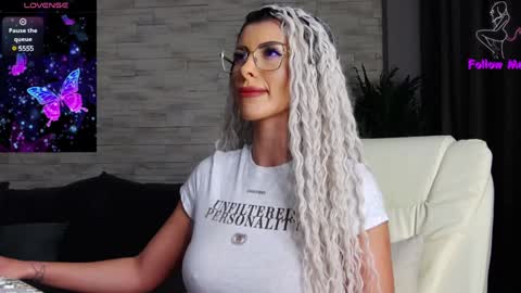 Victoria online show from 14, 12, 2024