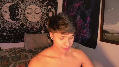 Snapshot of victorino_jhonson chatting on 10, 12, 2024 Victorino Jhonson online show from 10, 12, 2024