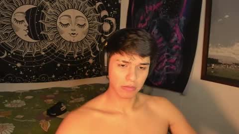 Snapshot of victorino_jhonson chatting on 12, 1, 2025 Victorino Jhonson online show from 12, 1, 2025