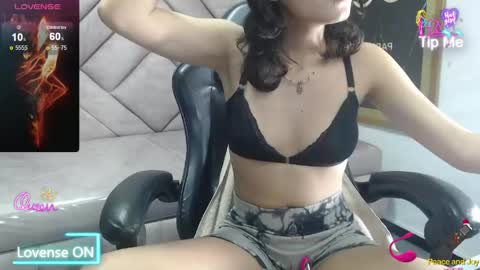 Live 1000pm 600am COLOMBIAN HOUR online show from 7, 5, 2026