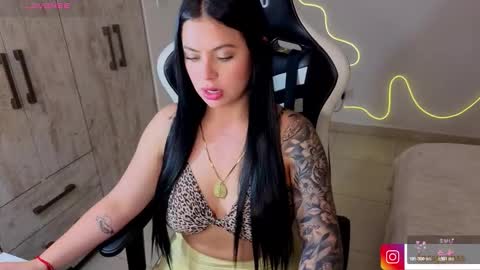 V  I C  T O R I A  online show from 10, 3, 2026