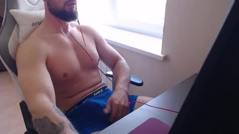 Snapshot of videmashot chatting on 30, 5, 2026 vade online show from 30, 5, 2026