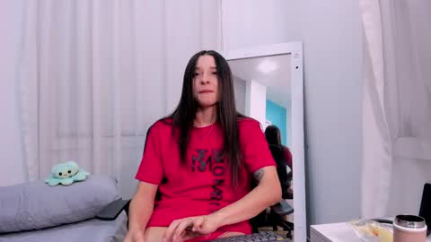 viictoriiasaenz online show from 8, 4, 2026