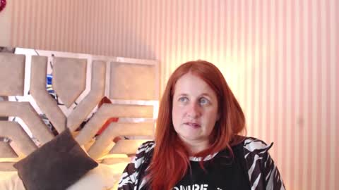 Violeta online show from 31, 12, 2024