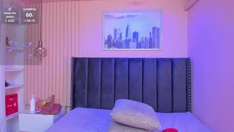 Snapshot of viiolett_lee chatting on 12, 1, 2025 Viiolett online show from 12, 1, 2025