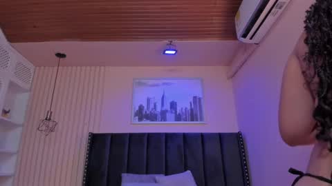 Snapshot of viiolett_lee chatting on 20, 2, 2025 Viiolett online show from 20, 2, 2025
