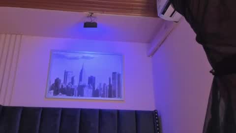 Snapshot of viiolett_lee chatting on 7, 3, 2025 Viiolett online show from 7, 3, 2025