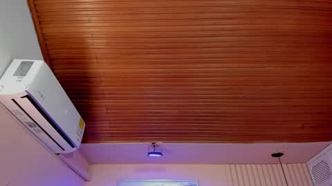 Snapshot of viiolett_lee chatting on 24, 9, 2025 Viiolett online show from 24, 9, 2025