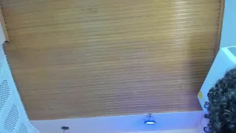 Viiolett online show from 13, 3, 2026