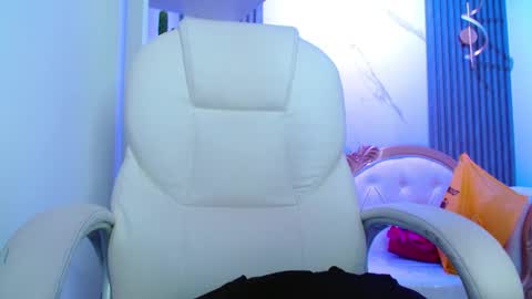 viioleta online show from 4, 3, 2026