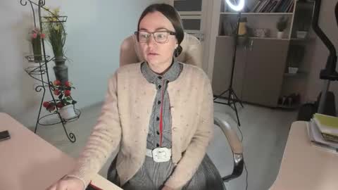 Ukrainian-woman online show from 4, 2, 2026