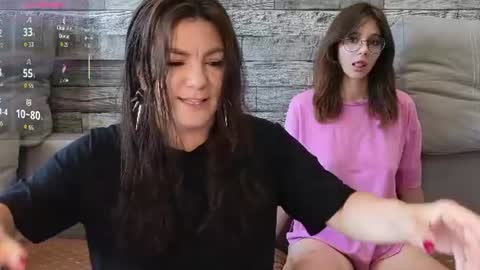 Snapshot of vika_loves_you chatting on 17, 7, 2026 follow my fansly online show from 17, 7, 2026