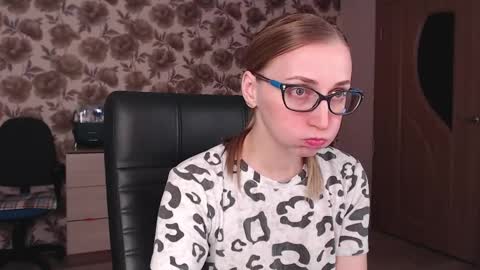 Snapshot of vikaericka chatting on 30, 1, 2025 Vika online show from 30, 1, 2025