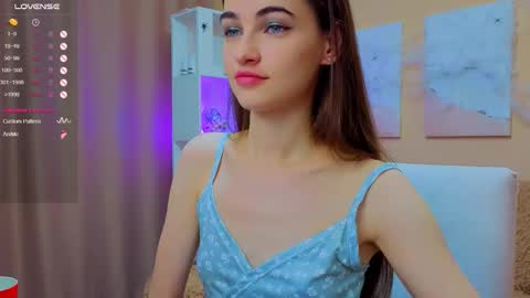 vikiberry online show from 8, 11, 2025