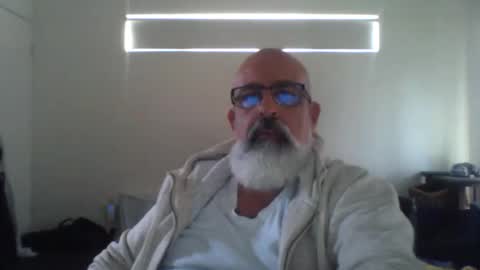 Snapshot of viking666aaa chatting on 12, 11, 2025 Viking666 here to play not to pay ladies online show from 12, 11, 2025