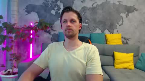 vikingchrisss online show from 10, 4, 2026