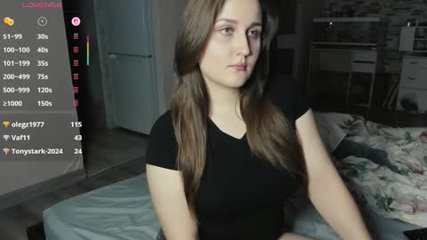 Snapshot of vikki_snake chatting on 21, 10, 2025 VikkiSnake online show from 21, 10, 2025