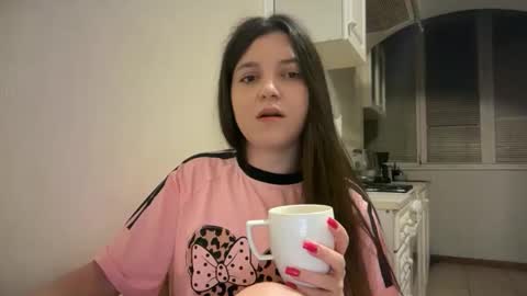 Viktoria Most online show from 28, 11, 2025