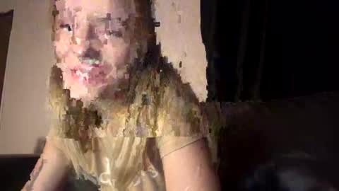 Snapshot of viky_valencourt chatting on 5, 1, 2025 Carly online show from 5, 1, 2025