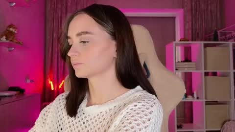 Snapshot of villuuvargas chatting on 5, 3, 2025 Eva online show from 5, 3, 2025