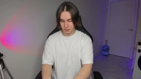 Vincent Strong online show from 24, 12, 2024