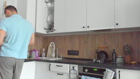 Vincent.  uncut 18cm online show from 29, 1, 2025