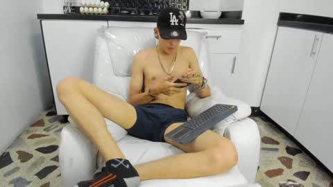 Snapshot of vincenthunter chatting on 12, 12, 2024 Vincent online show from 12, 12, 2024